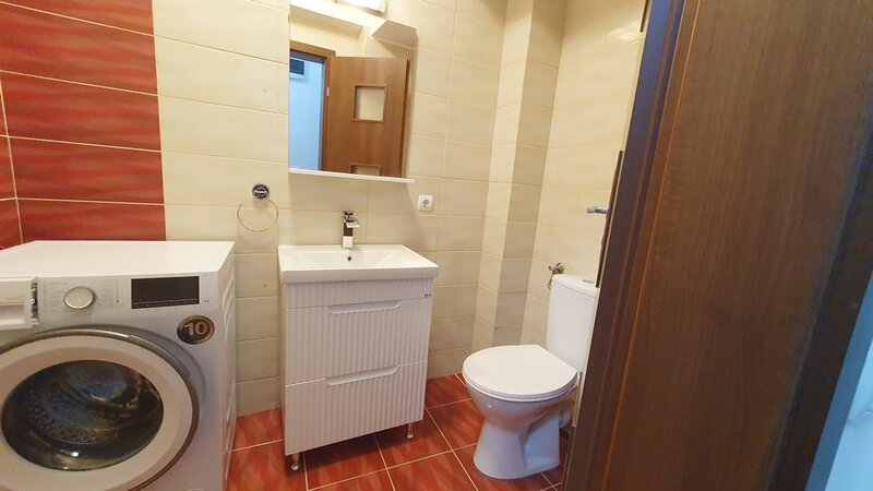 Titan Policlinica, Burdujeni, Codrii Neamtului, bloc nou, 2 locuri parcare